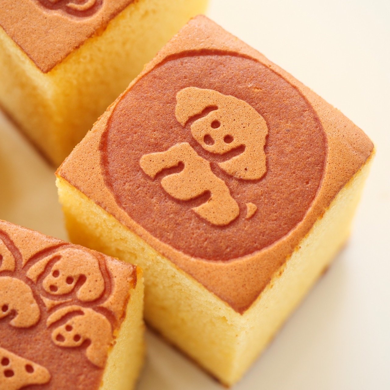 デ カルネロ カステ